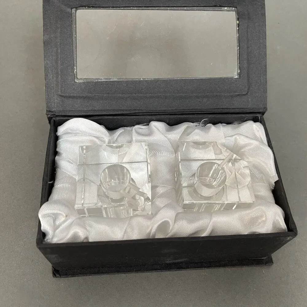 Oleg Cassini Salt and‎ Pepper Shakers Glass without stoppers
